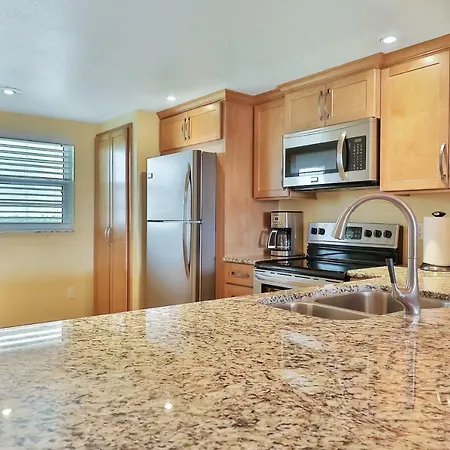 Golden Shores 603