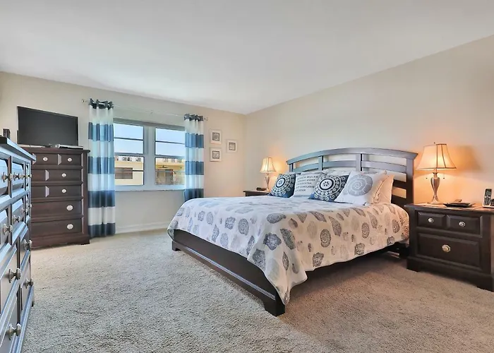 Golden Shores 603